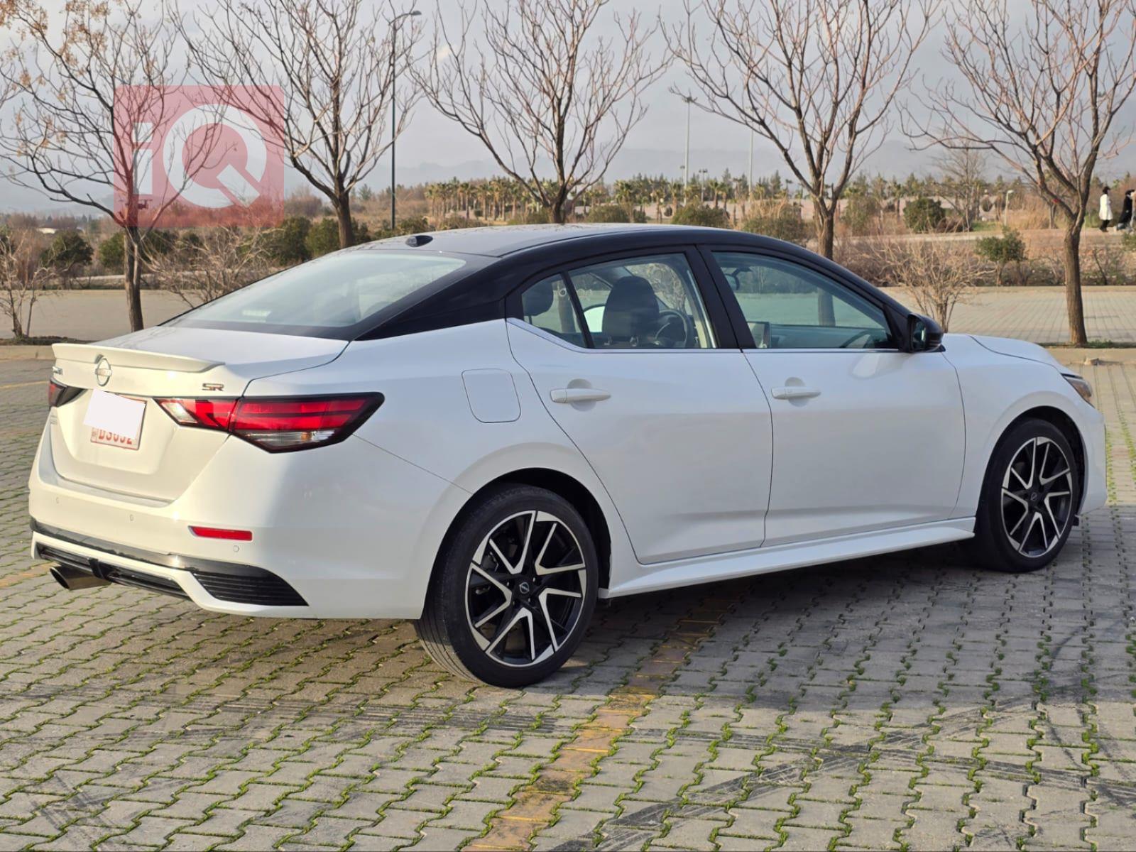 نيسان سنترا